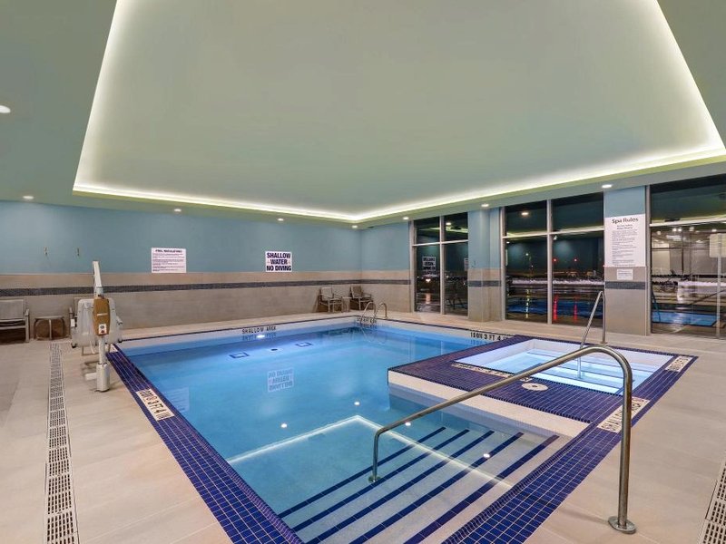 Holiday Inn Express & Suites Collingwood By IHGの写真
