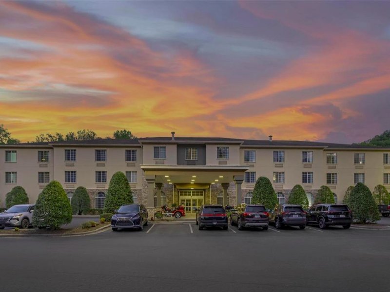 Best Western Plus River Escape Inn & Suitesの写真