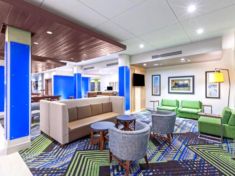 Holiday Inn Express and Suites Chanute By IHGの写真