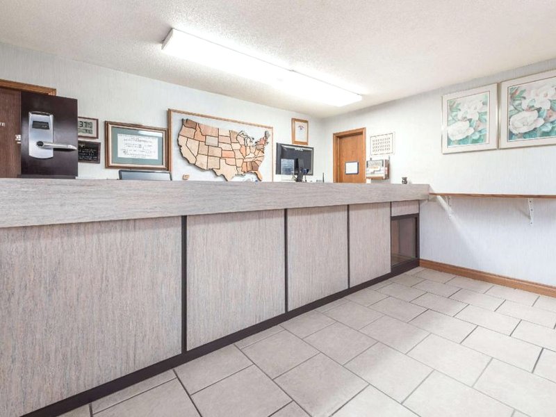 Knights Inn - Chanute KSの写真