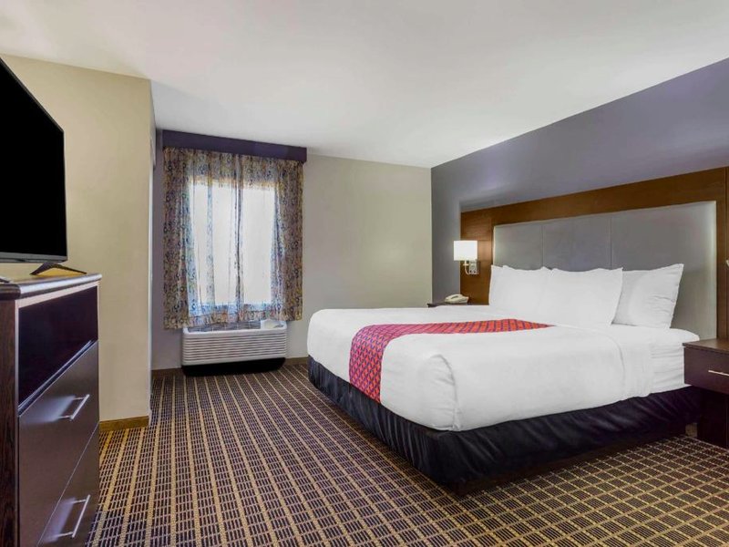 La Quinta Inn & Suites by Wyndham Rockfordの写真