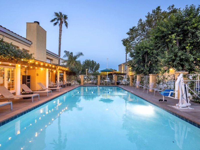 ベストウェスタン プラス イン ディクソン ダヴィス (Best Western Plus Dixon Davis)の写真