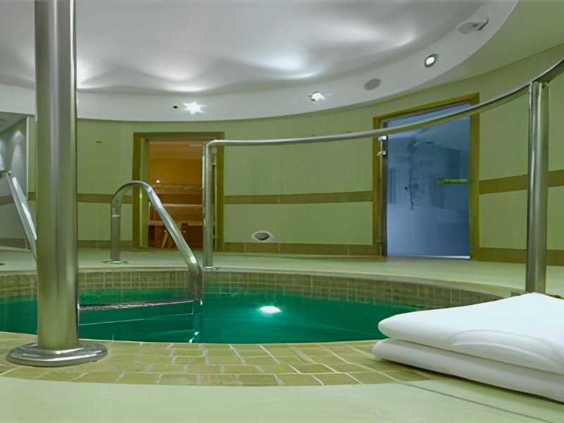 Qubus Hotel Kielceの写真