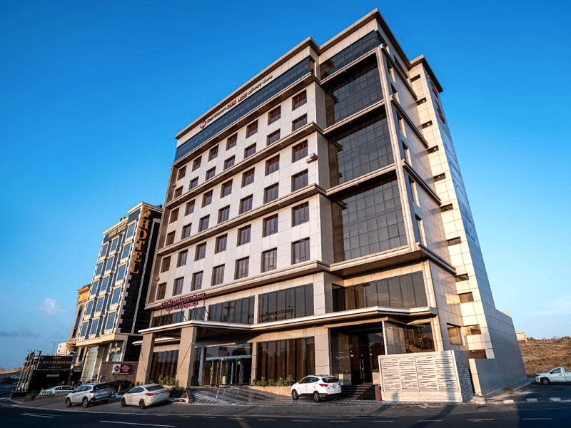 Best Western Plus Danat Almansak Hotelの写真