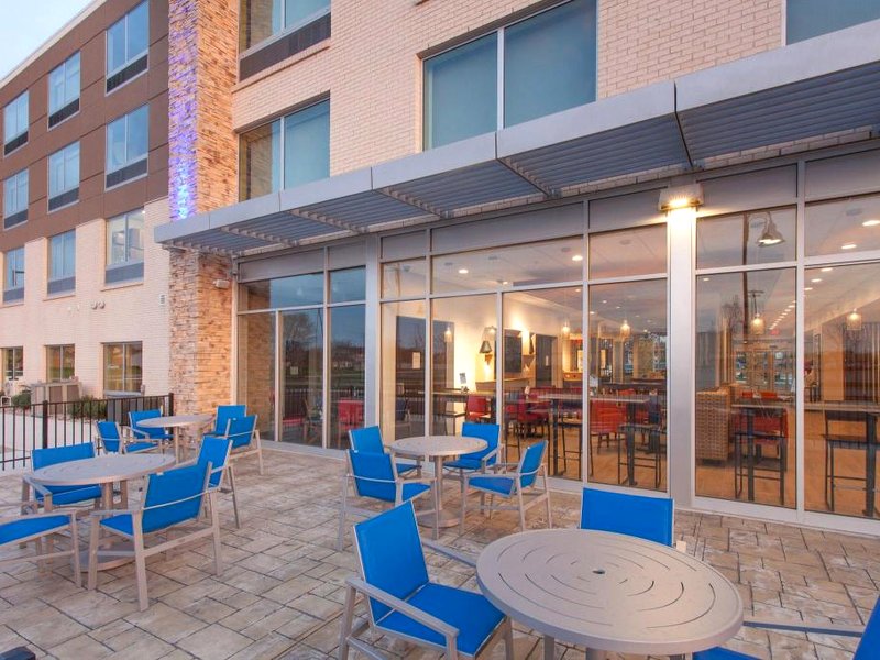 Holiday Inn Express & Suites Sterling Heights-Detroit Area By IHGの写真