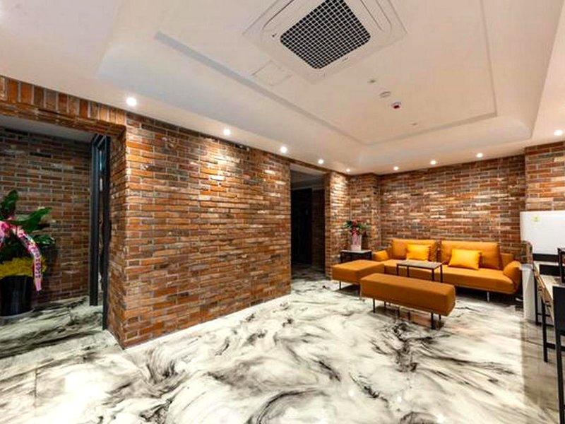 忠州 ステーション ルーム ホテル (Chungju Station Ruem Hotel)の写真