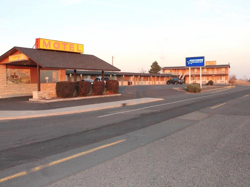 Americas Best Value Inn Boardmanの写真