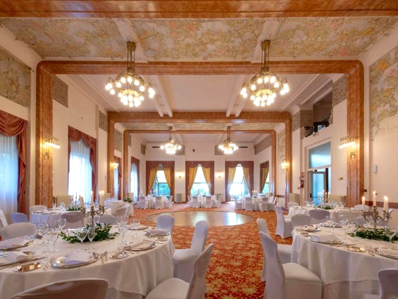 Palace Grand Hotel Vareseの写真