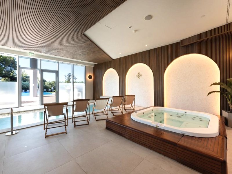 ホテル サロナ パレス (Hotel Salona Palace)の写真