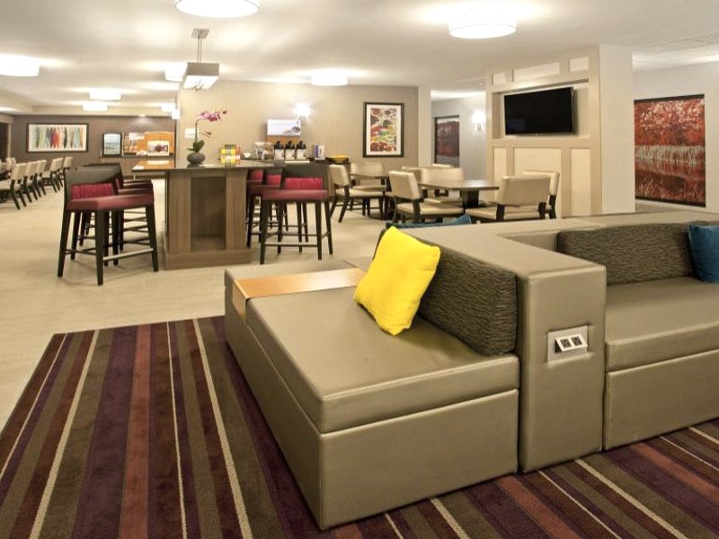 Holiday Inn Express Hotel & Suites Minneapolis - Minnetonka By IHGの写真