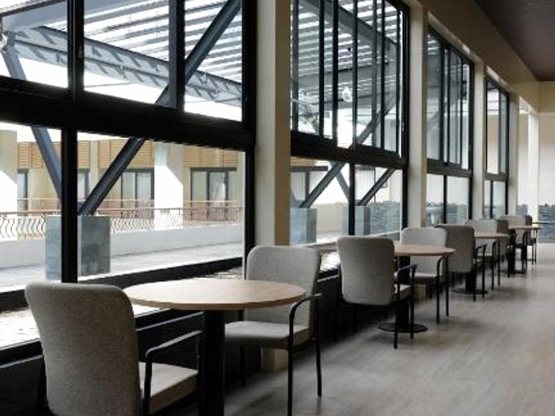 フォックス ハリス ホテル & コンベンション バンジャルヌガラ (FOX HARRIS Hotel & Convention Banjarnegara)の写真