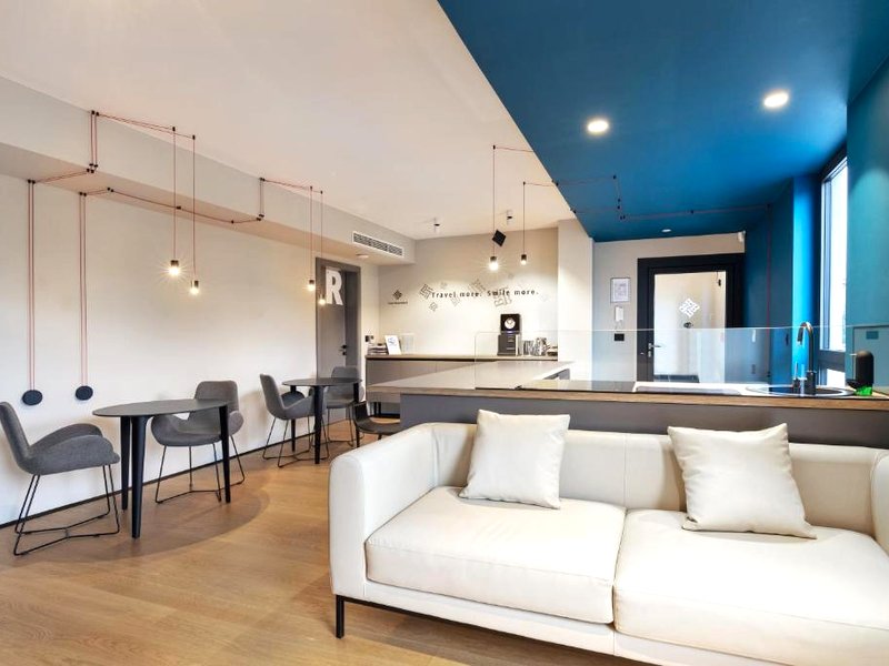 FourRoomotelの写真