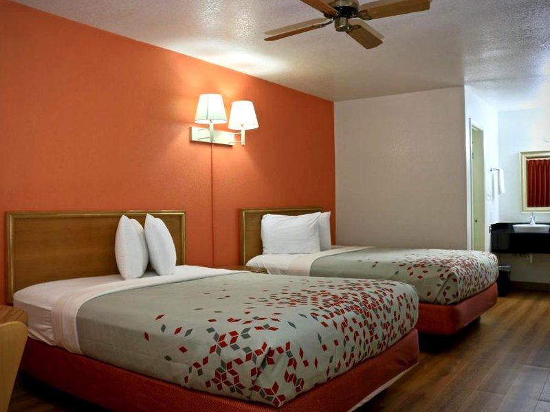 Heritage Inn & Suitesの写真