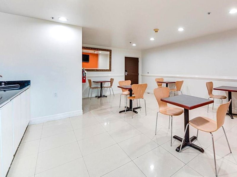 Motel 6 McAllen, TX - Eastの写真