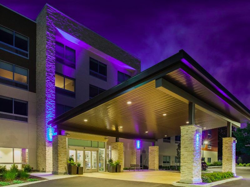 Holiday Inn Express Queensbury - Lake George Area By IHGの写真