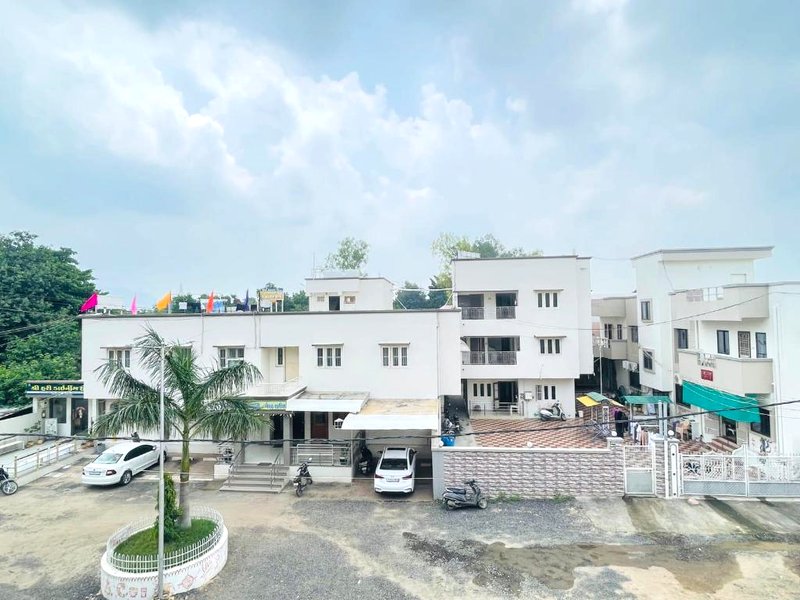 Hotel Rajdhani And Guest Houseの写真