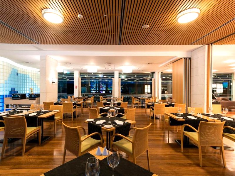 サナ セシンブラ ホテル (SANA Sesimbra Hotel)の写真