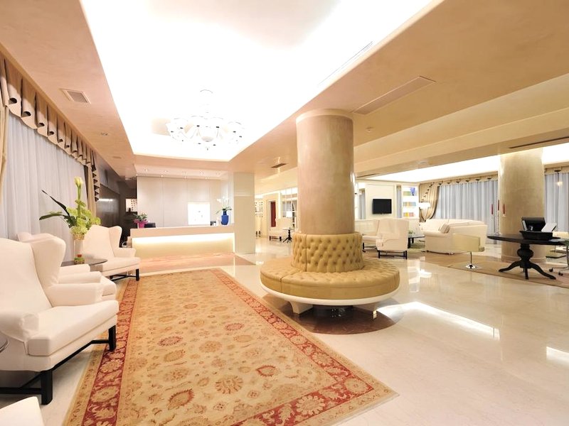 Hotel Roxy Plazaの写真