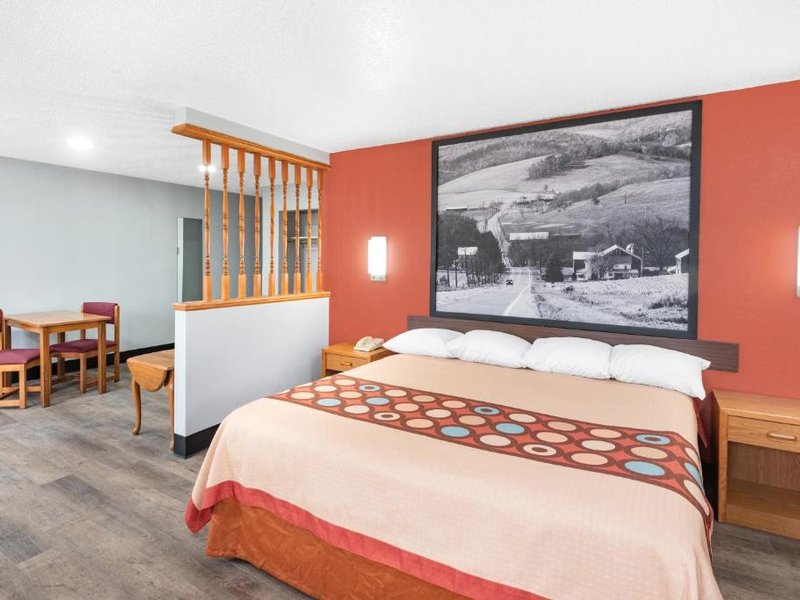 スーパー 8 バイ ウインダム ウェインズバーグ (Super 8 By Wyndham Waynesburg)の写真
