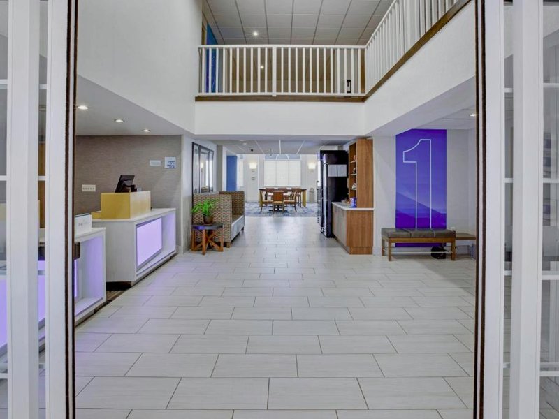 Holiday Inn Express Hotel & Suites Warrenton By IHGの写真