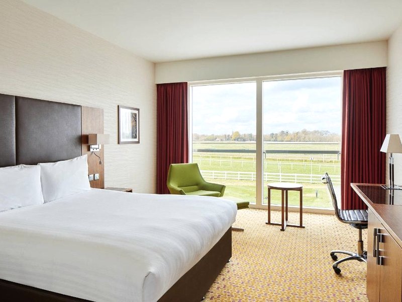リングフィールド パーク マリオット ホテル&カントリークラブ (Lingfield Park Marriott Hotel & Country Club)の写真