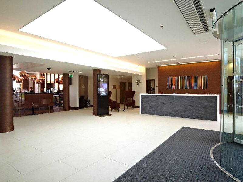 リングフィールド パーク マリオット ホテル&カントリークラブ (Lingfield Park Marriott Hotel & Country Club)の写真