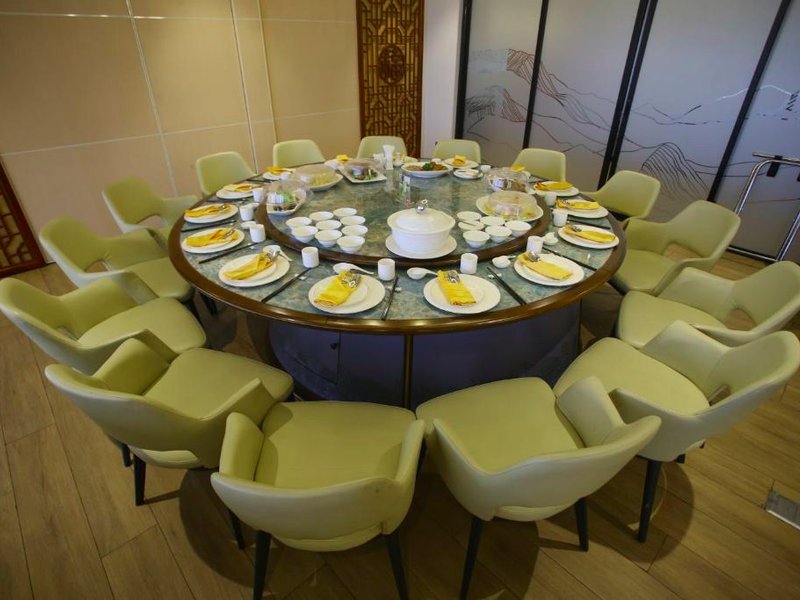 アクロ レジデンス (Acro Residences)の写真