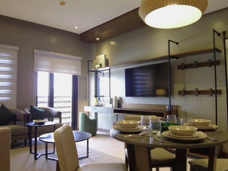 アクロ レジデンス (Acro Residences)の写真