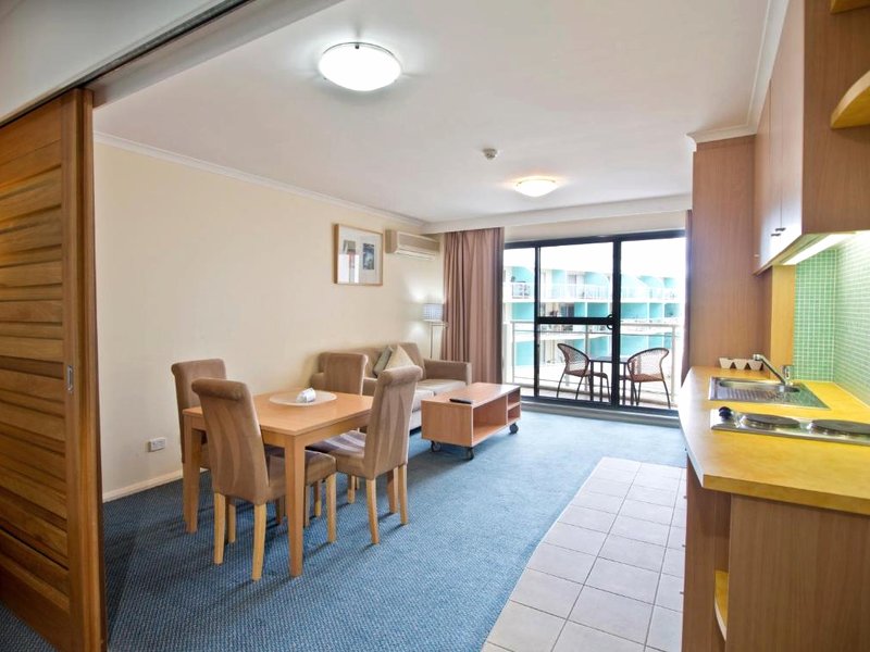 オークス ザ エントランス ウォーターフロント スイーツ (Oaks The Entrance Waterfront Suites)の写真