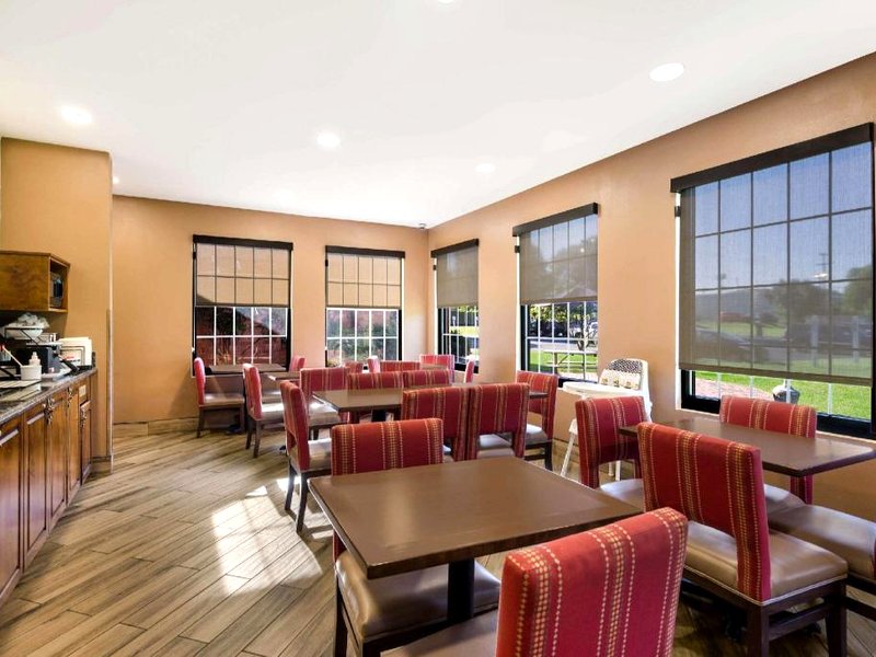 コンフォート イン バージニア ホース センター (Comfort Inn Virginia Horse Center)の写真