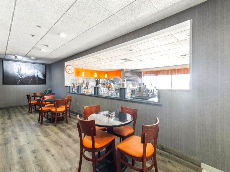 ハワード ジョンソン バイ ウィンダム レキシントン (Howard Johnson by Wyndham Lexington)の写真