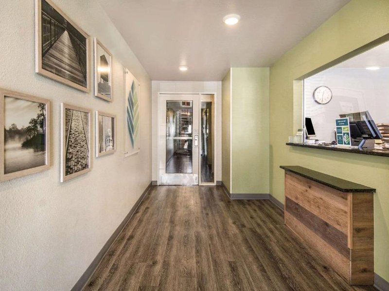 WoodSpring Suites Dentonの写真