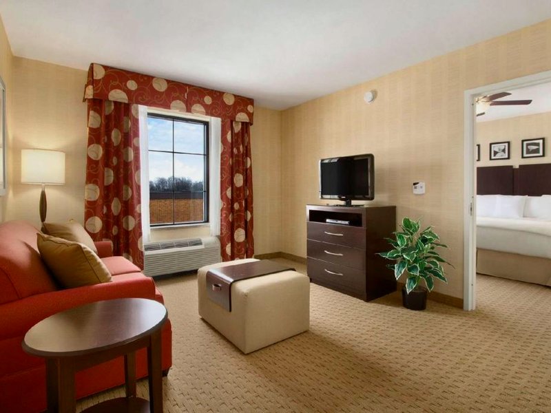 ホームウッド スイーツ バイ ヒルトン ニュータウン ラングホーン (Homewood Suites by Hilton Newtown Langhorne)の写真