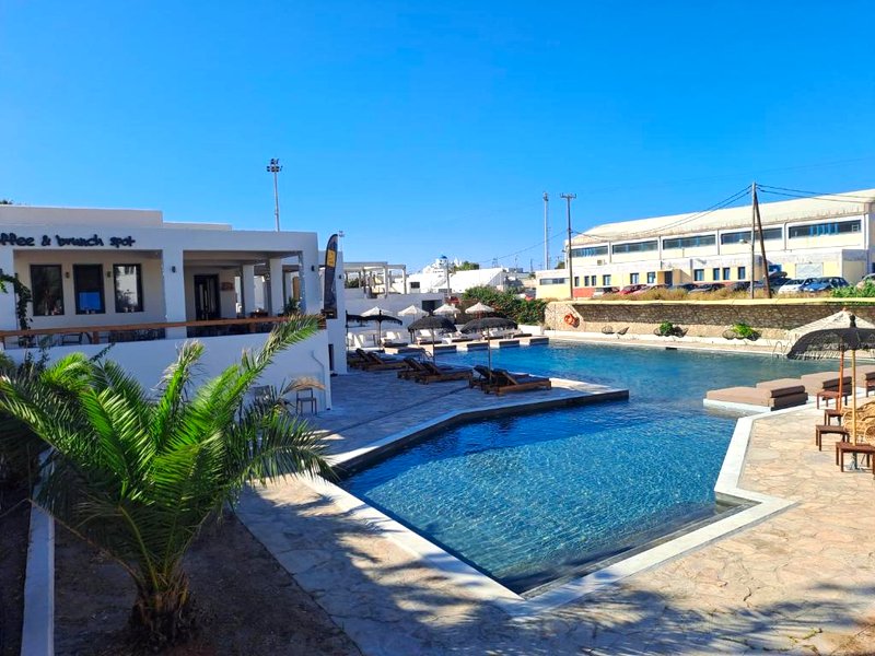 Naxos green Village hotelの写真