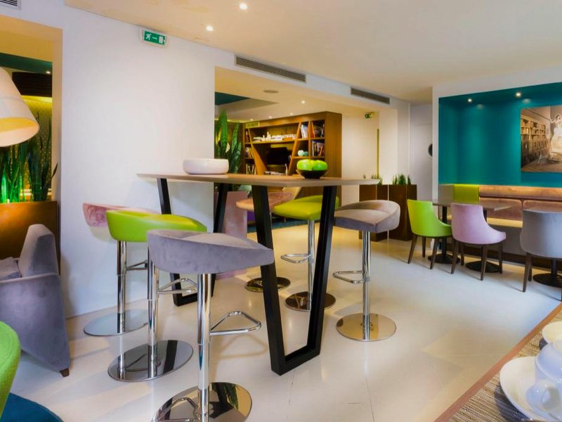 Hotel Acanthe - Boulogne Billancourtの写真