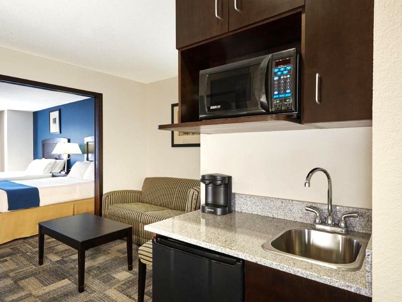 Holiday Inn Express Pekin - Peoria Area By IHGの写真