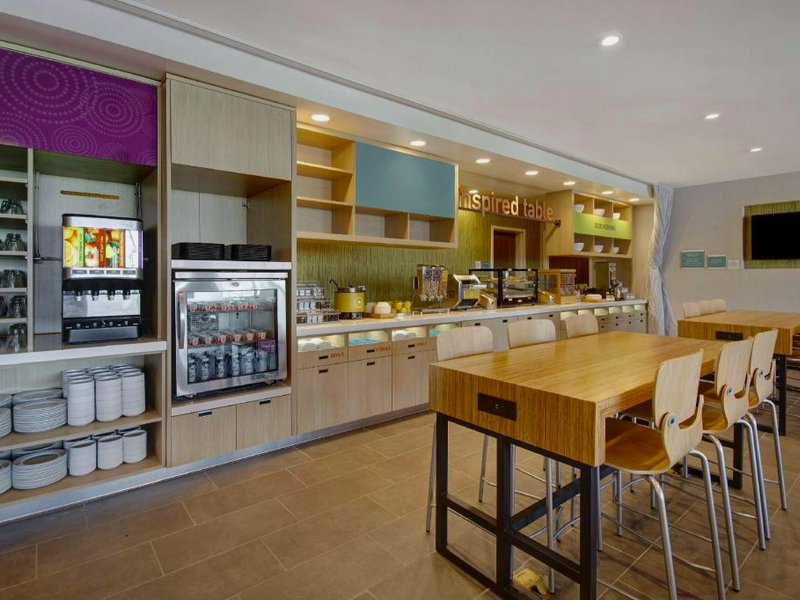 ホーム2 スイーツ バイ ヒルトン ガーデン グローブ アナハイム (Home2 Suites by Hilton Garden Grove Anaheim)の写真