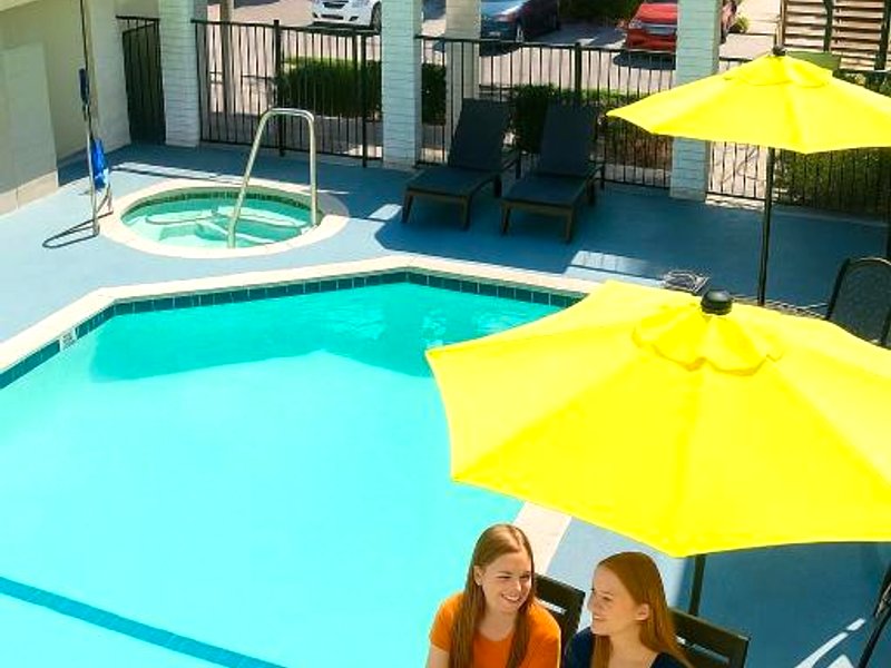 Bポッシュテルズ アナハイム (Bposhtels Anaheim)の写真