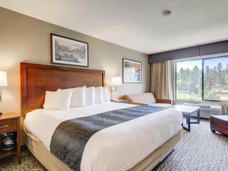 Whitefish Riverfront Hotelの写真