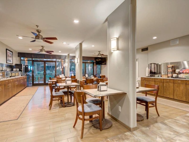 Whitefish Riverfront Hotelの写真