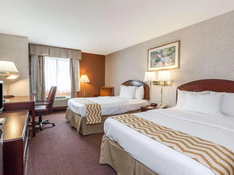 トラベロッジ イン & スイーツ バイ ウィンダム オールバニ (Travelodge Inn & Suites by Wyndham Albany)の写真
