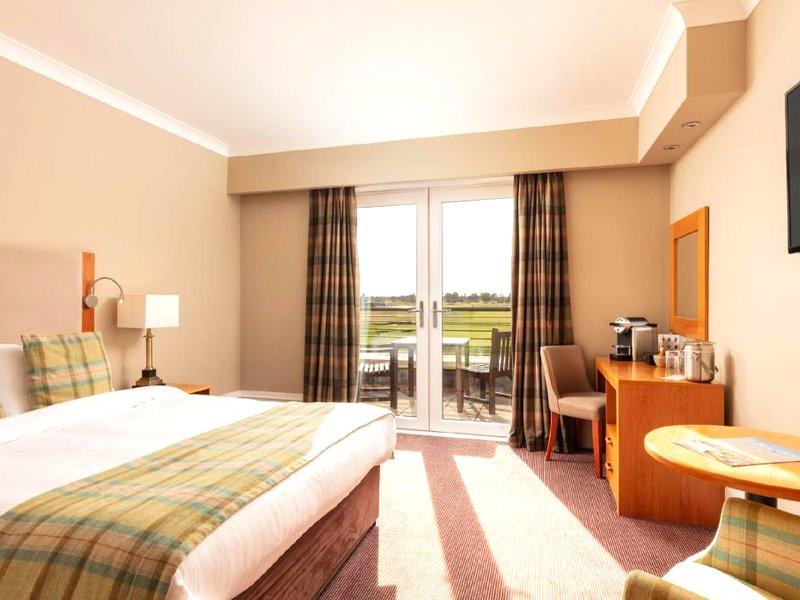 カーヌスティ ゴルフ ホテル アンド スパ (Carnoustie Golf Hotel and Spa)の写真