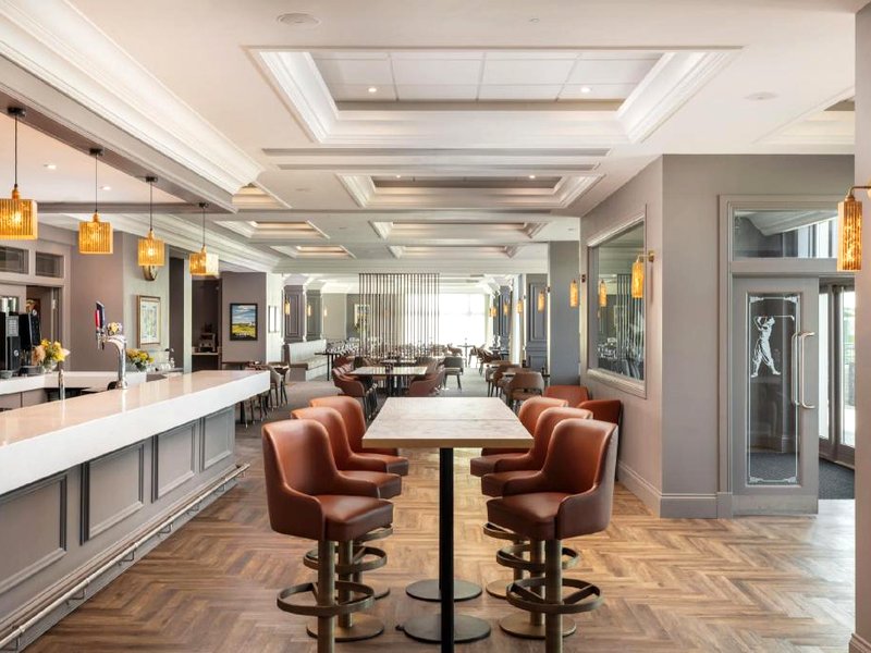 カーヌスティ ゴルフ ホテル アンド スパ (Carnoustie Golf Hotel and Spa)の写真