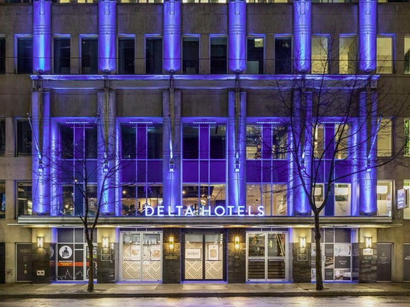 Delta Hotels Vancouver Downtown Suitesの写真