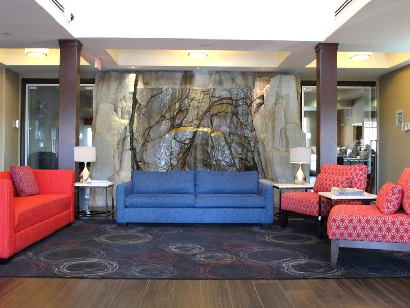 ホリデイ イン エクスプレス ＆ スイーツ リバーポート リッチモンド バイ IHG (Holiday Inn Express & Suites Riverport Richmond By IHG)の写真