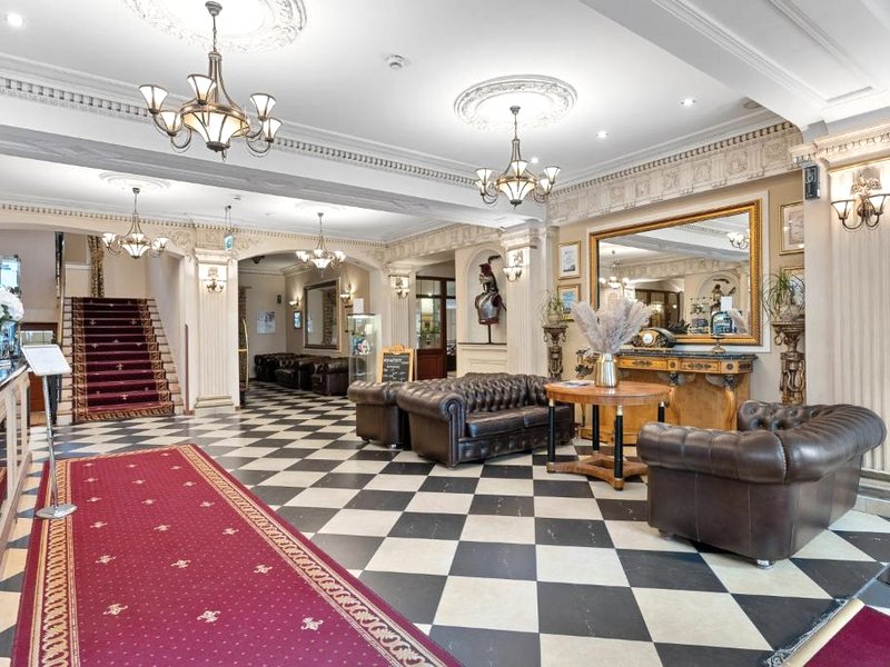 Hotel Diament Arsenal Palace Katowice - Chorzowの写真