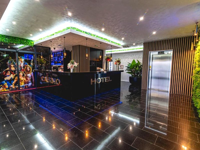 Casino & Hotel ADMIRAL Ptujの写真