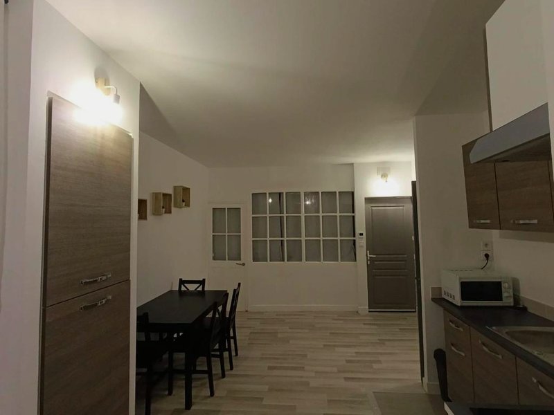 Confortable 2 chambres au cœur du Varの写真