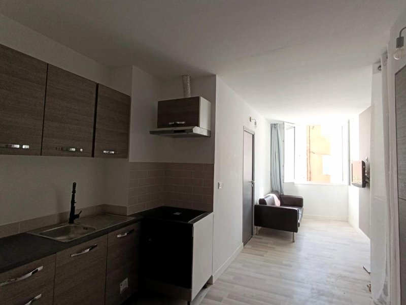 Confortable 2 chambres au cœur du Varの写真