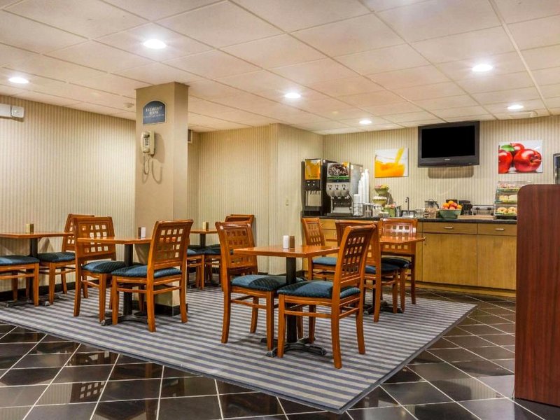 クオリティ イン ハイド パーク - ポキプシー ノース (Quality Inn Hyde Park - Poughkeepsie North)の写真